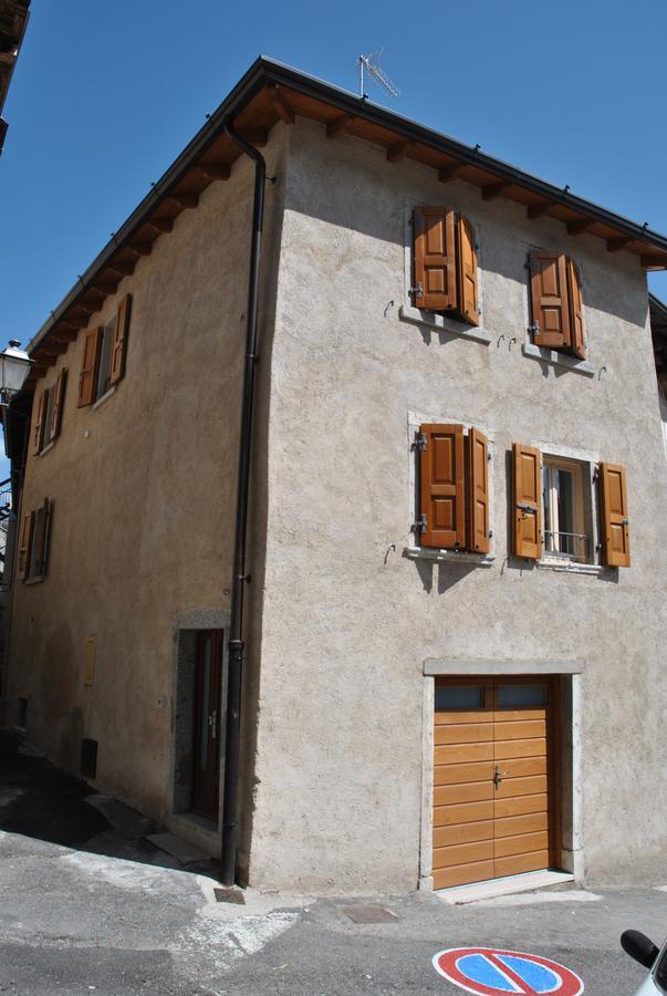トレモージネ Casa Del Borgo Maria Luisa By Gardadomusmeaヴィラ エクステリア 写真
